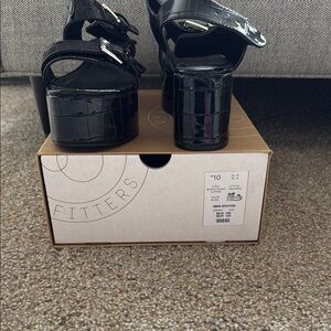 UO Violet Buckle Platform Black Sandals